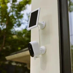 Arlo Kameraovervåking|Essential 2 Solpanel
