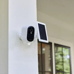 Arlo Kameraovervåking|Essential 2 Solpanel
