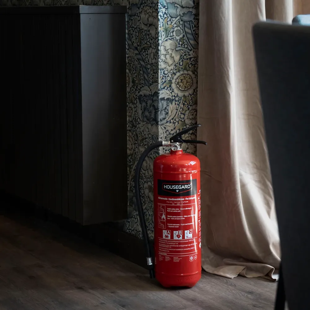 Housegard Brannvern|Brannslukker med pulver 6 kg - Rød