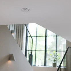 Housegard Brannvern|Thin brannvarsler med selvtest Hvit