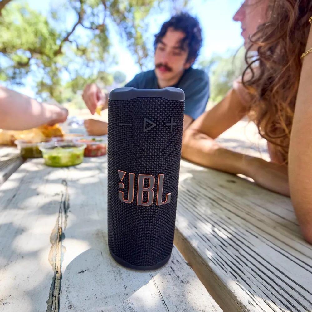 JBL Høyttaler|Stemmeassistenter|Grip Bluetooth-høyttaler