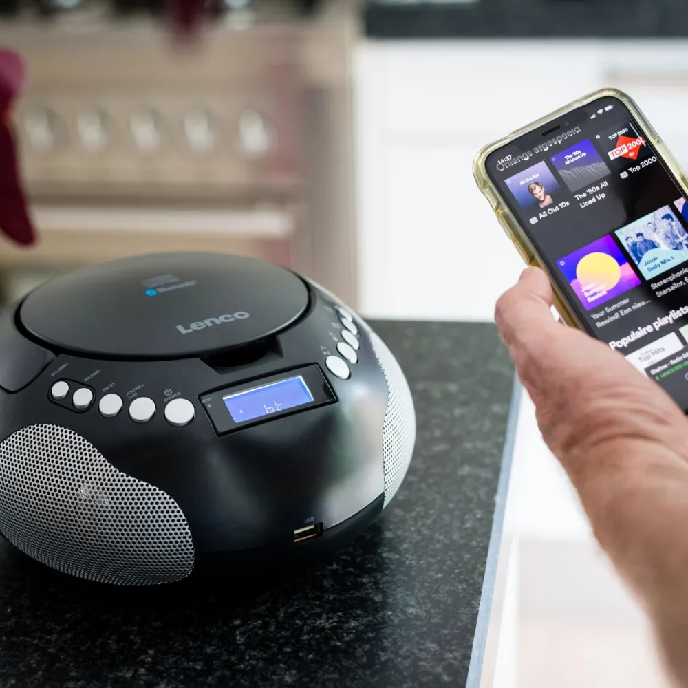 Lenco Musikkspiller Og Radio|Bærbar CD-spiller SCD-331 - Svart