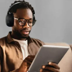 MIXX Hodetelefoner Og Hodesett|StreamQ Surround TV Trådløse hodetelefoner