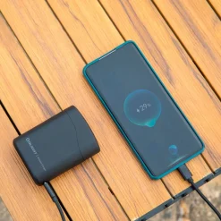 Olight Lommelykter|Baton 4 Premium Lommelykt med powerbank 1300 lm
