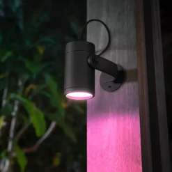 Philips Hue Philips Hue|Utendørs Belysning|Lily Spotlight for utendørsbruk 3-pk.