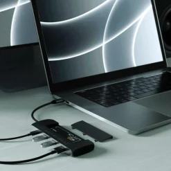 Satechi Mac-Tilbehør|Kabler Og Adaptere|USB-C-multiadapter med SSD-plass Svart
