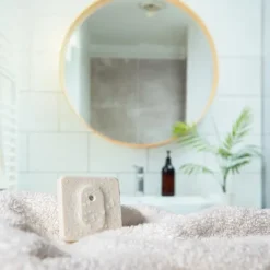Shelly Smarte Sensorer|BLU H&T Temperatur- og fuktsensor