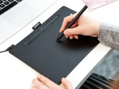Wacom Tegnebrett|Intuos M Bluetooth-tegnebrett 216x135 mm