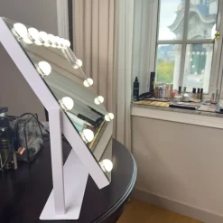 Wilfa Kropp Og Helse|Star Hollywood-sminkespeil