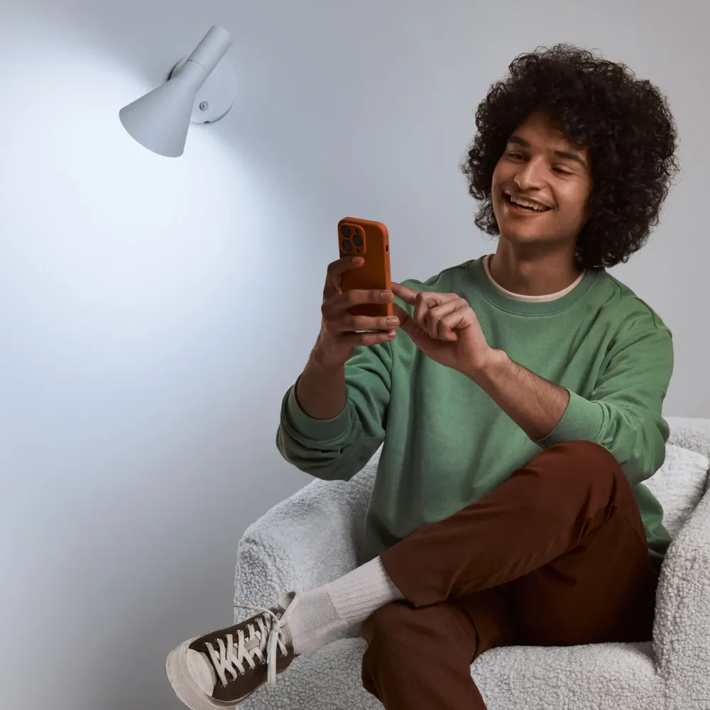 WiZ Smart Belysning|Smart Belysning|Varmhvit C37 Smart LED-pære E14 470 lm