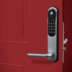 Yale Låser|Smarte Lås|Doorman Classic Home