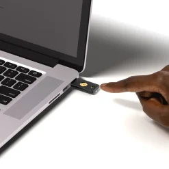 Yubico Datatilbehør|Ergonomi|Security Key NFC Sikkerhetsnøkkel med USB-A